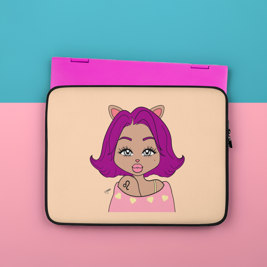 Laptop sleeve with a Leo character on a pink surface with a laptop.