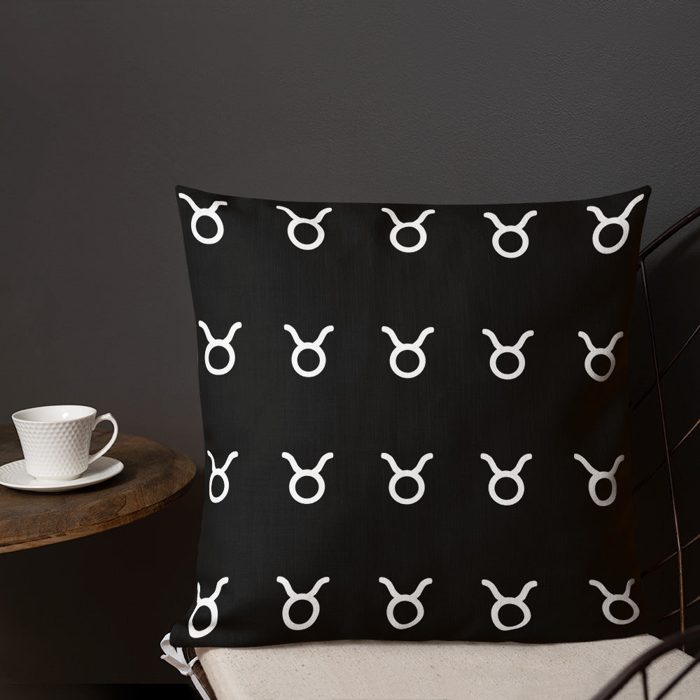 Taurus Premium Pillow Black